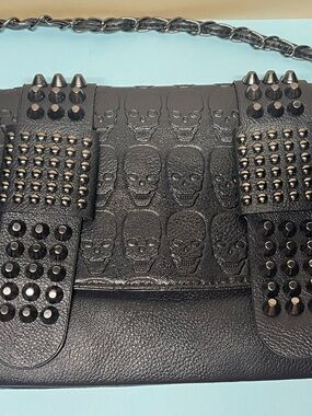 Hot Topic Black Studded Embossed Skull Crossbody Bag with Chain